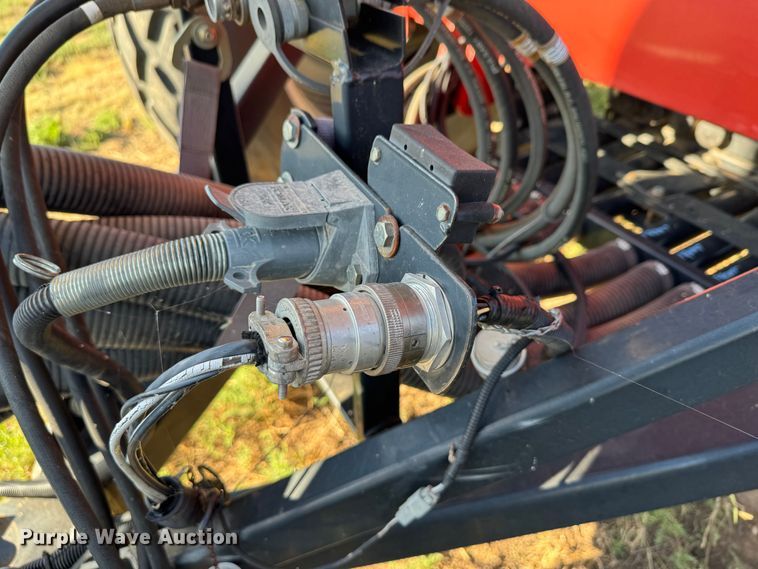 image for item DK2524 Case SDX 40  air seeder