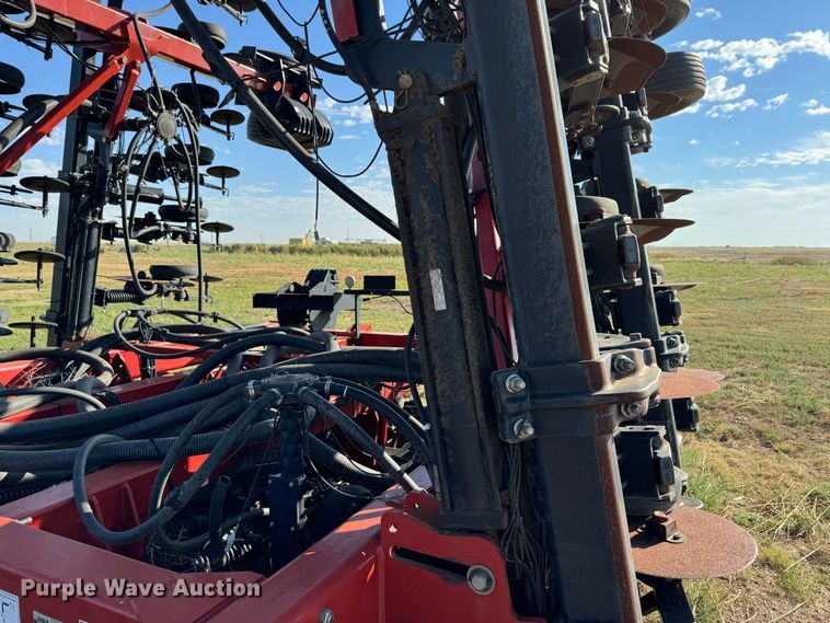 image for item DK2524 Case SDX 40  air seeder