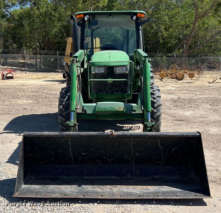 image for item DN3124 2015 John Deere 5075E  MFWD tractor