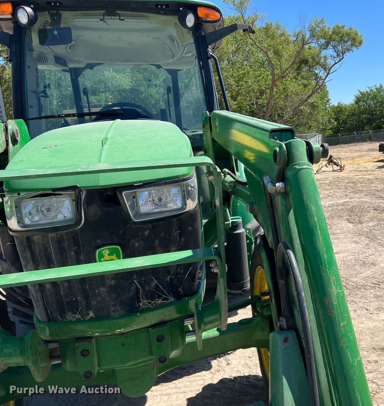 image for item DN3124 2015 John Deere 5075E  MFWD tractor