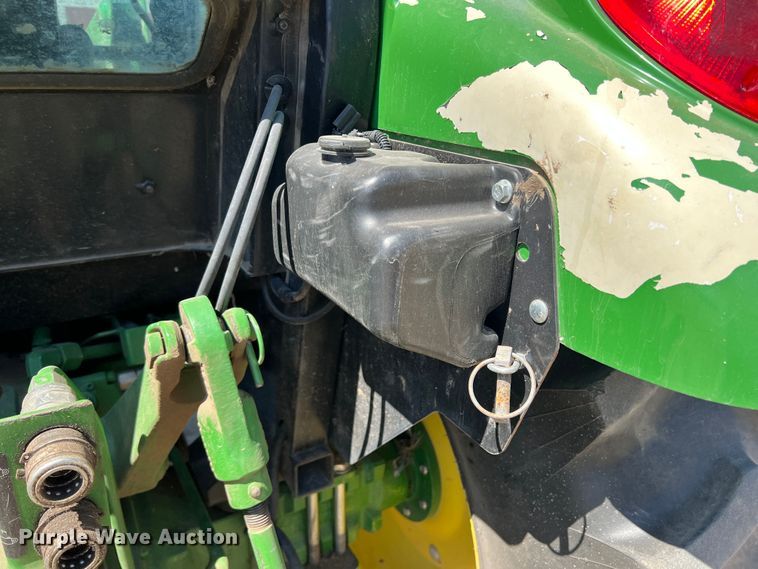 image for item DN3124 2015 John Deere 5075E  MFWD tractor