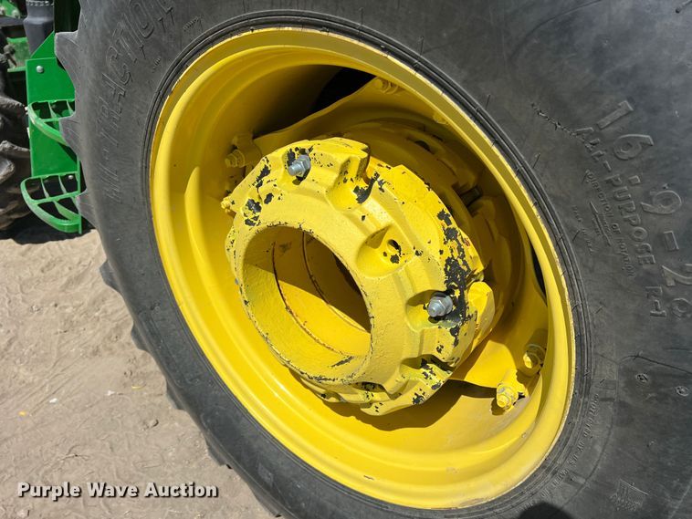 image for item DN3124 2015 John Deere 5075E  MFWD tractor