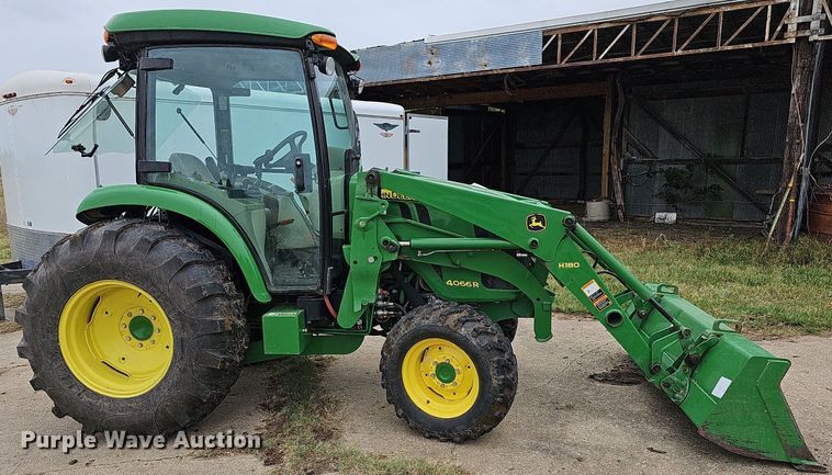 image for item DN8712 2015 John Deere 4066R  tractor