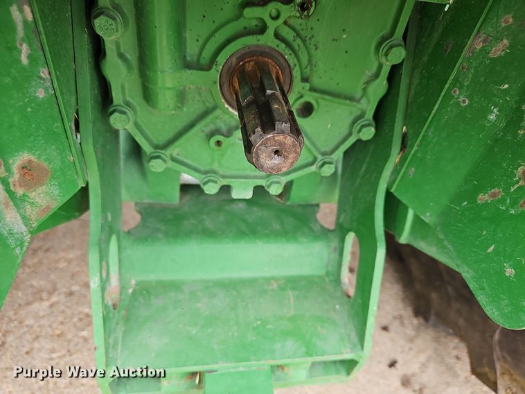 image for item DN8712 2015 John Deere 4066R  tractor