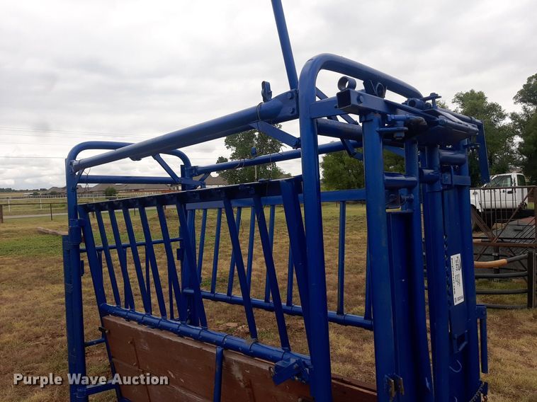 image for item DO3144 Squeeze chute