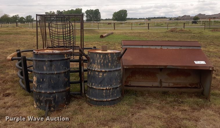 image for item DO3145 (5) livestock feeders