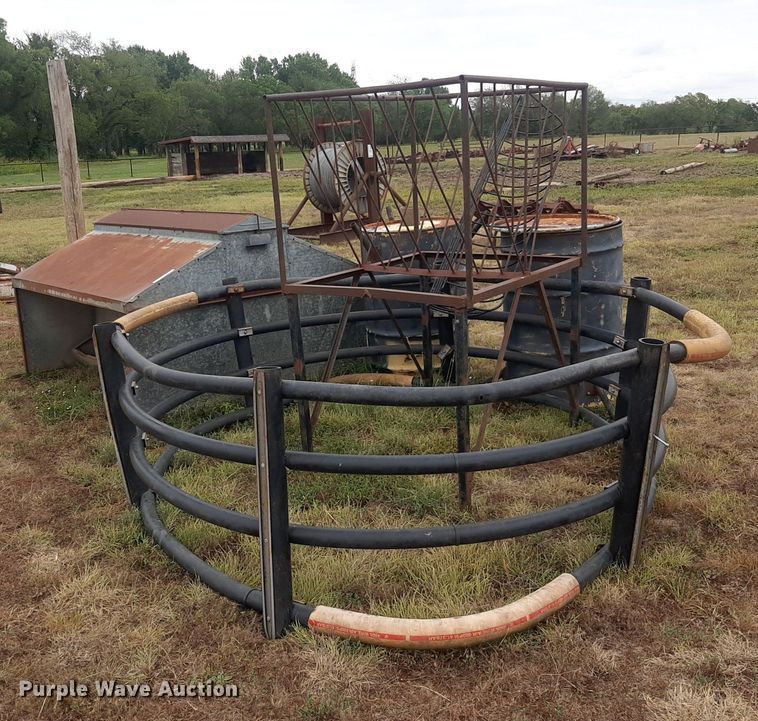 image for item DO3145 (5) livestock feeders