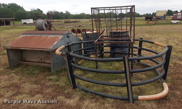 image for item DO3145 (5) livestock feeders