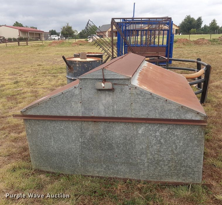 image for item DO3145 (5) livestock feeders