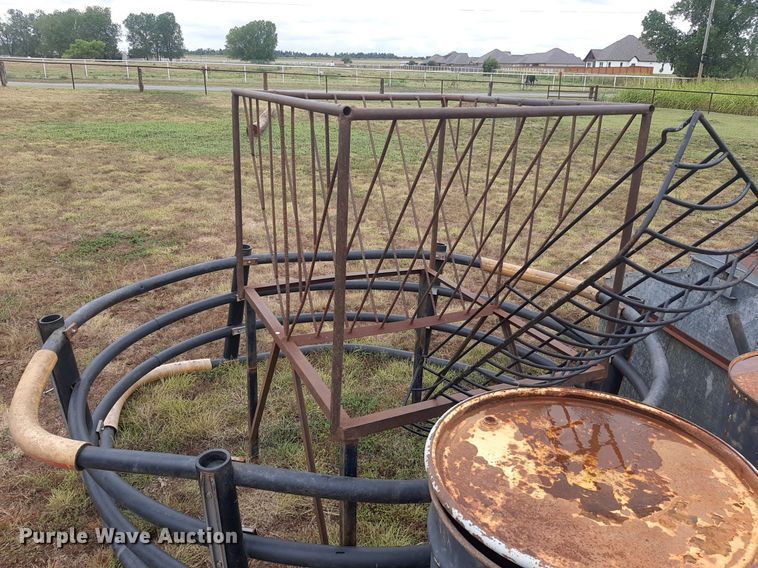 image for item DO3145 (5) livestock feeders