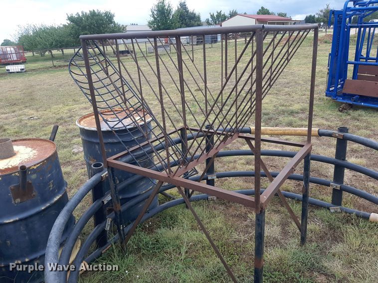 image for item DO3145 (5) livestock feeders
