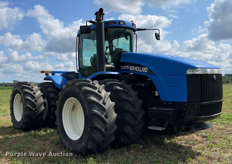 image for item DP0051 2002 New Holland TJ375  4WD tractor