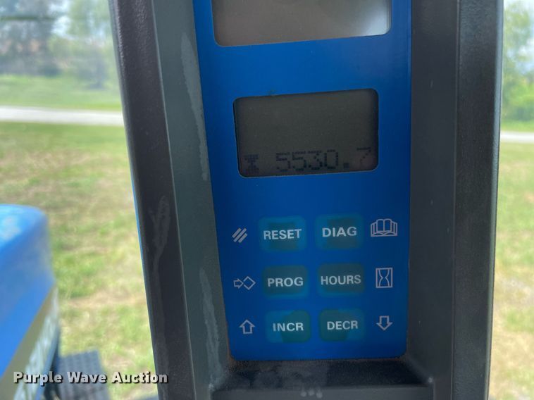 image for item DP0051 2002 New Holland TJ375  4WD tractor