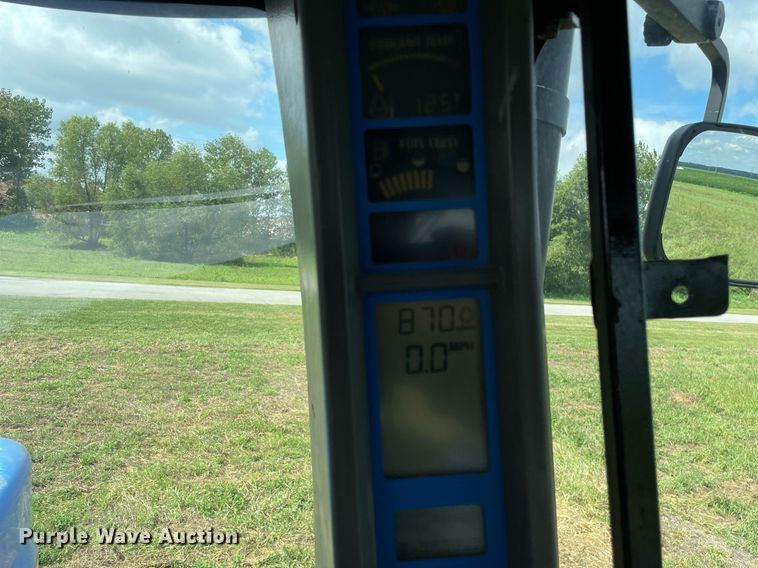 image for item DP0051 2002 New Holland TJ375  4WD tractor