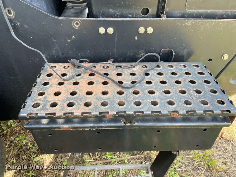 image for item DP0051 2002 New Holland TJ375  4WD tractor