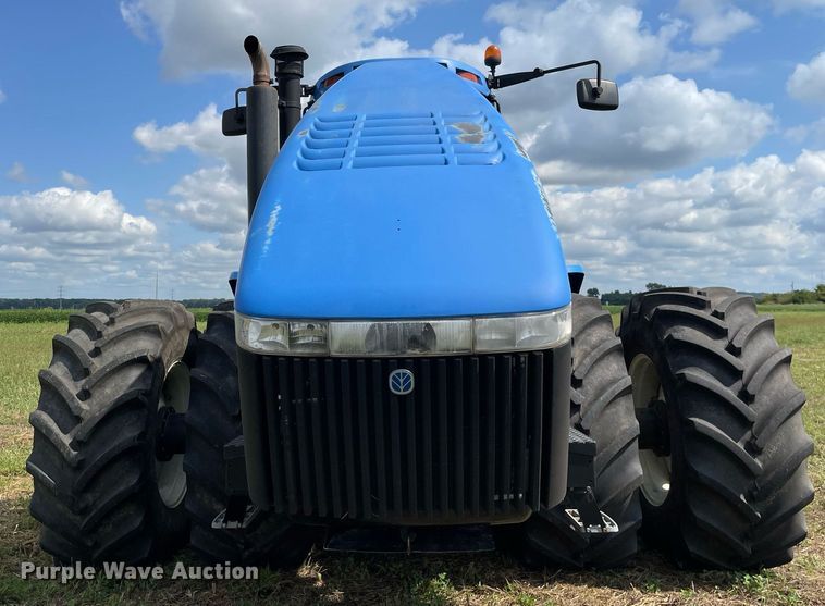 image for item DP0051 2002 New Holland TJ375  4WD tractor