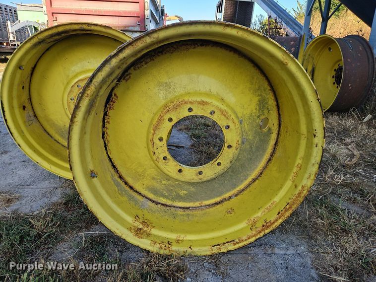 image for item DP2423 (2) John Deere 1910 commodity cart wheels