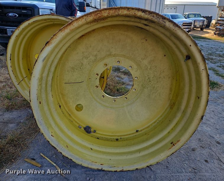 image for item DP2423 (2) John Deere 1910 commodity cart wheels