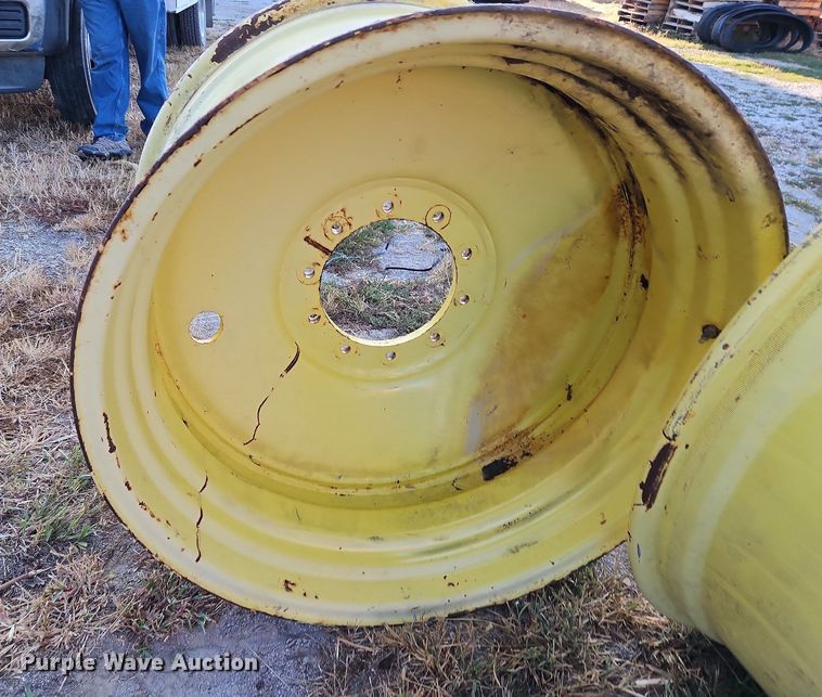 image for item DP2423 (2) John Deere 1910 commodity cart wheels