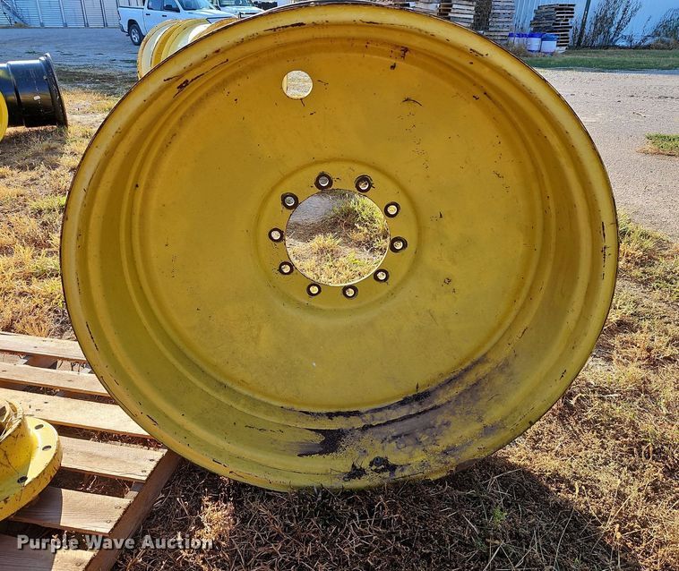 image for item DP2425 (2) John Deere 4440 wheels and hubs