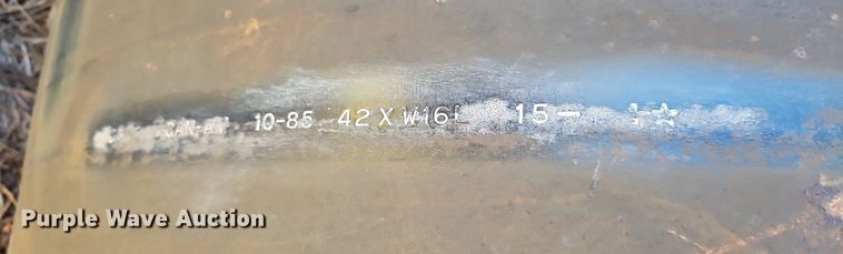 image for item DP2425 (2) John Deere 4440 wheels and hubs