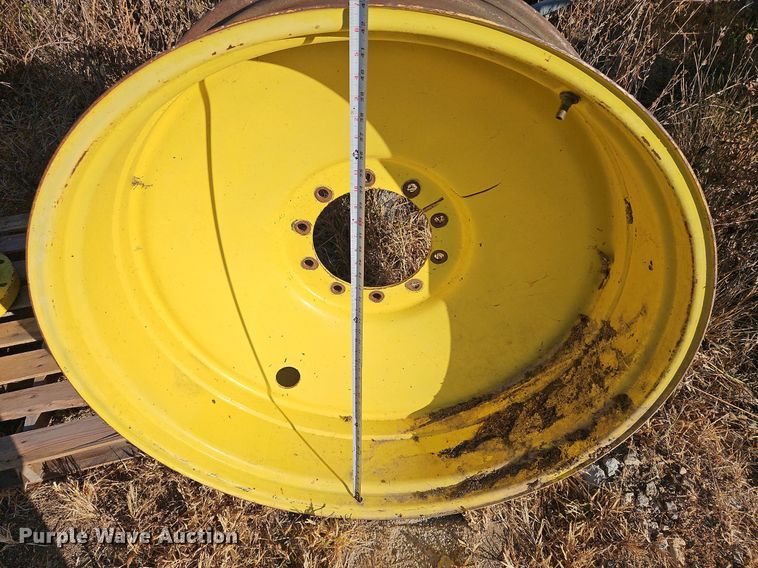 image for item DP2425 (2) John Deere 4440 wheels and hubs