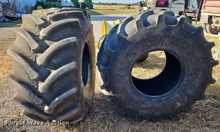 image for item DP2426 (2) Firestone Radial DT VF750/65R26 tires