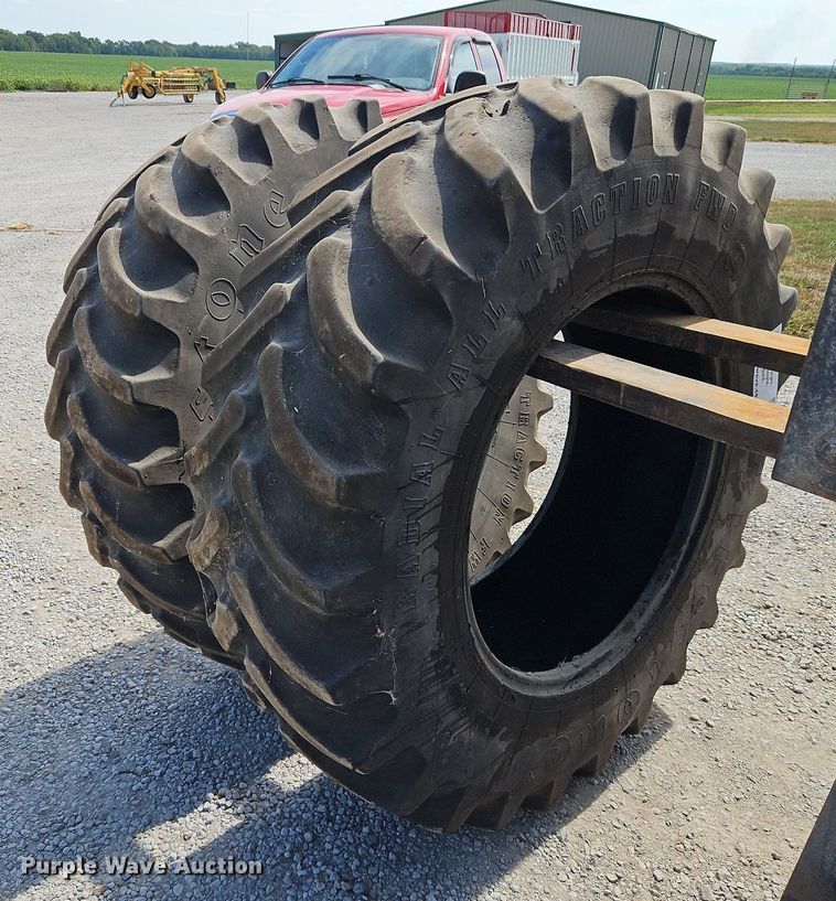 image for item DP2429 (2) Firestone 420/90R30 tractor tires