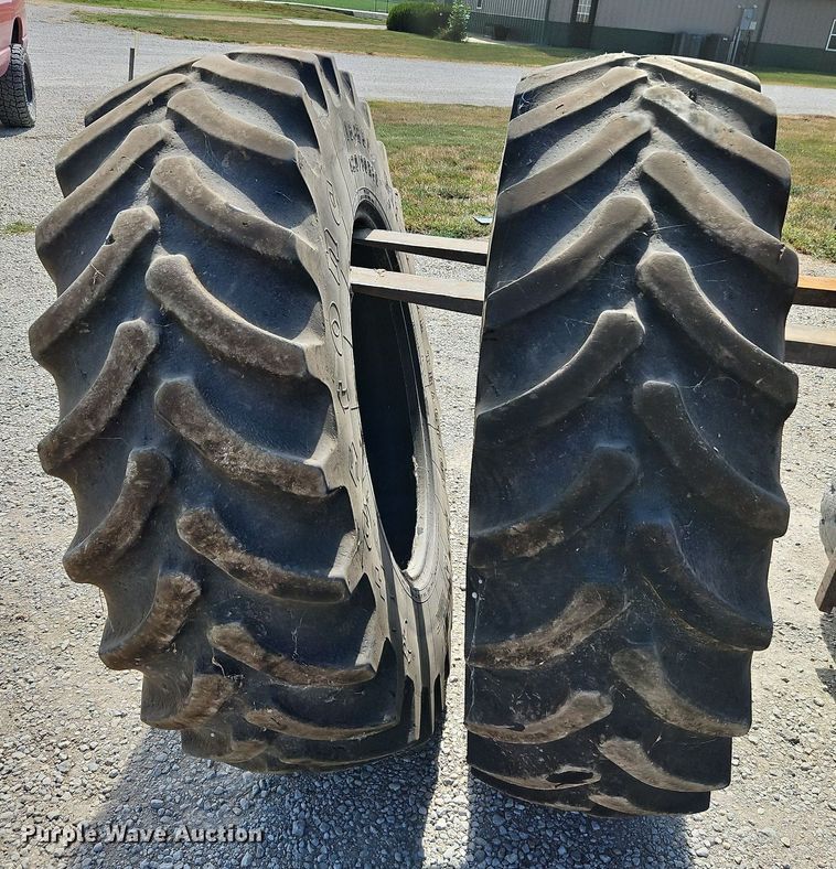 image for item DP2429 (2) Firestone 420/90R30 tractor tires