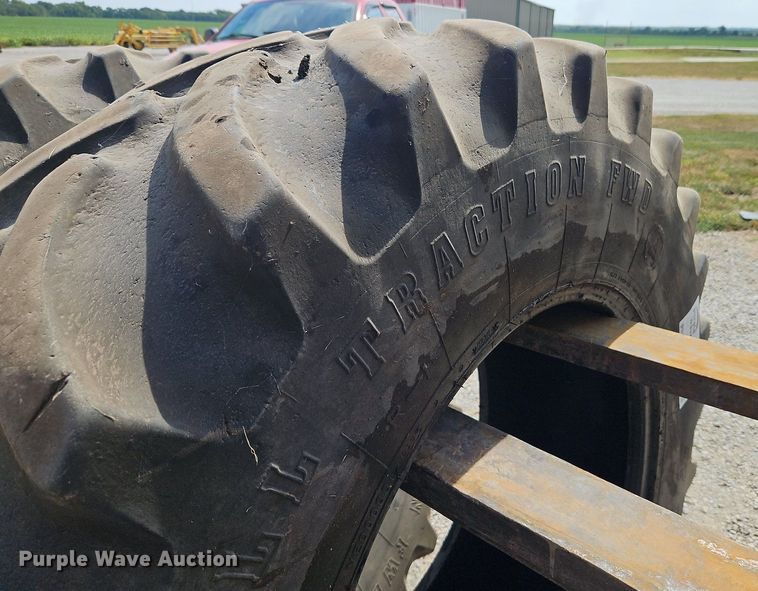 image for item DP2429 (2) Firestone 420/90R30 tractor tires