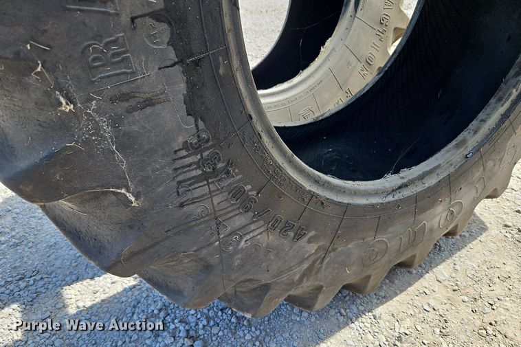 image for item DP2429 (2) Firestone 420/90R30 tractor tires