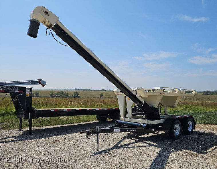image for item DP2442 Friesen Titan 4 SE  seed tender