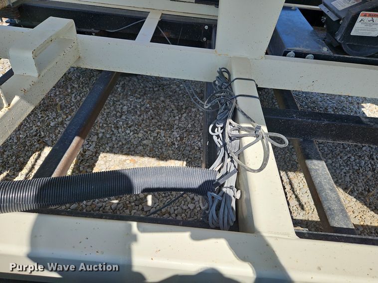 image for item DP2442 Friesen Titan 4 SE  seed tender