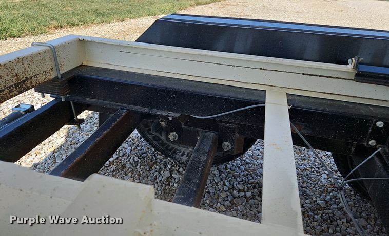 image for item DP2442 Friesen Titan 4 SE  seed tender