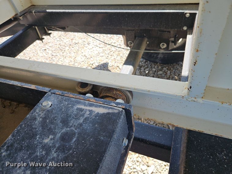 image for item DP2442 Friesen Titan 4 SE  seed tender