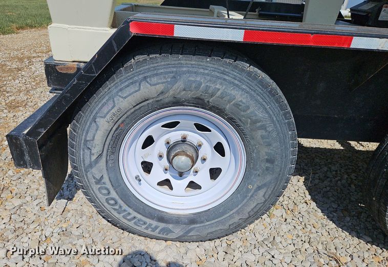 image for item DP2442 Friesen Titan 4 SE  seed tender