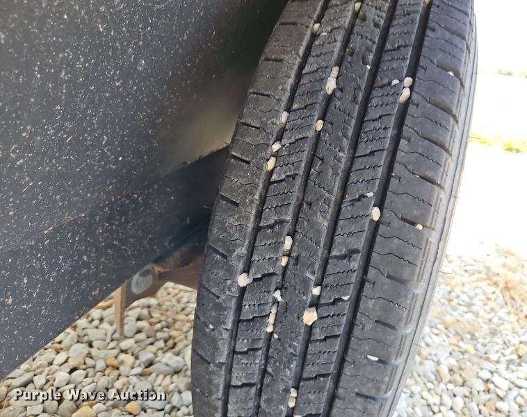 image for item DP2442 Friesen Titan 4 SE  seed tender