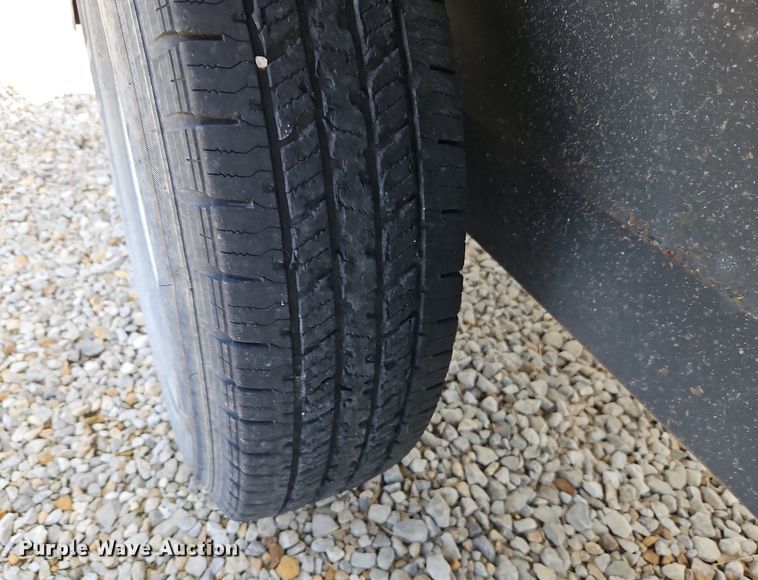 image for item DP2442 Friesen Titan 4 SE  seed tender