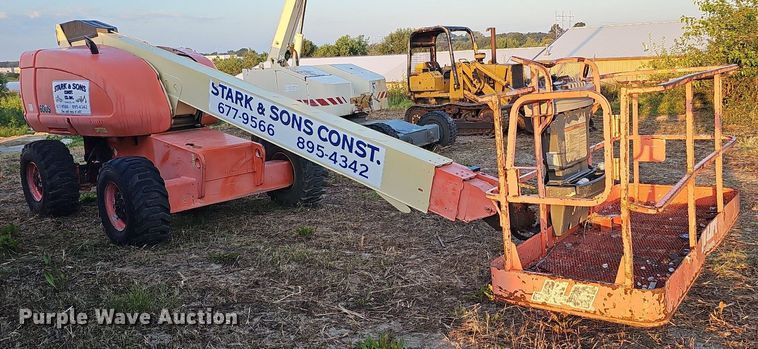 image for item DQ0177 2001 JLG 600S  boom lift