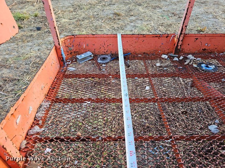 image for item DQ0177 2001 JLG 600S  boom lift