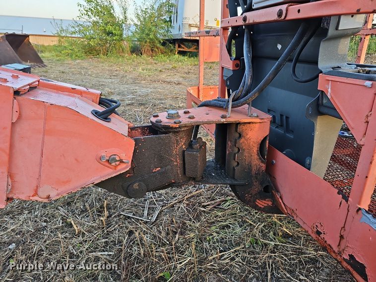 image for item DQ0177 2001 JLG 600S  boom lift