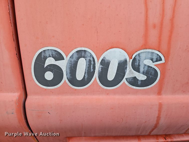 image for item DQ0177 2001 JLG 600S  boom lift