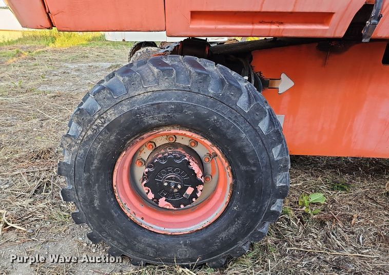 image for item DQ0177 2001 JLG 600S  boom lift