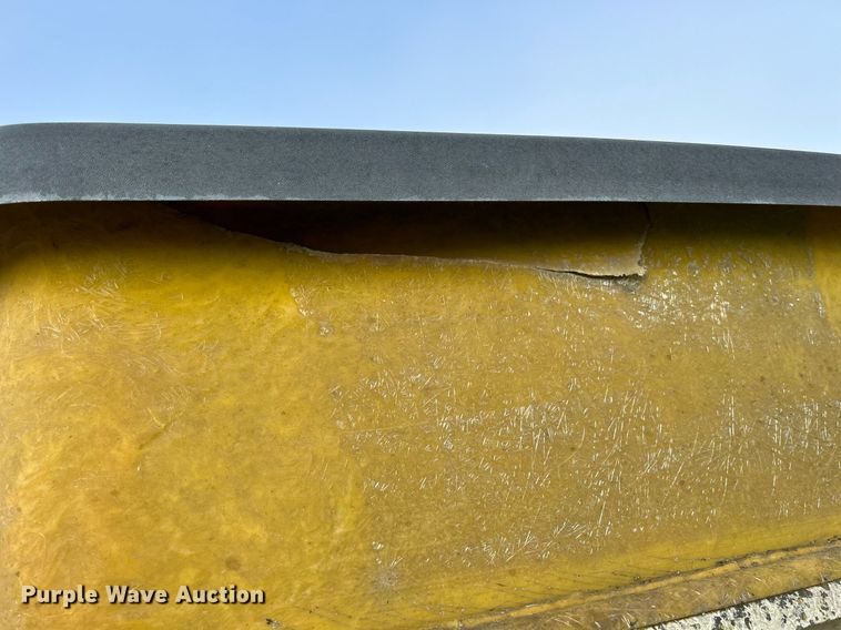 image for item DQ0941 John Deere 7000  no-till planter