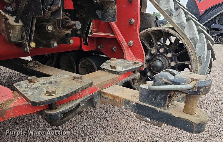 image for item DQ1148 2013 Case IH 550 Quadtrac  4WD tractor