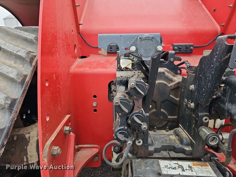 image for item DQ1148 2013 Case IH 550 Quadtrac  4WD tractor