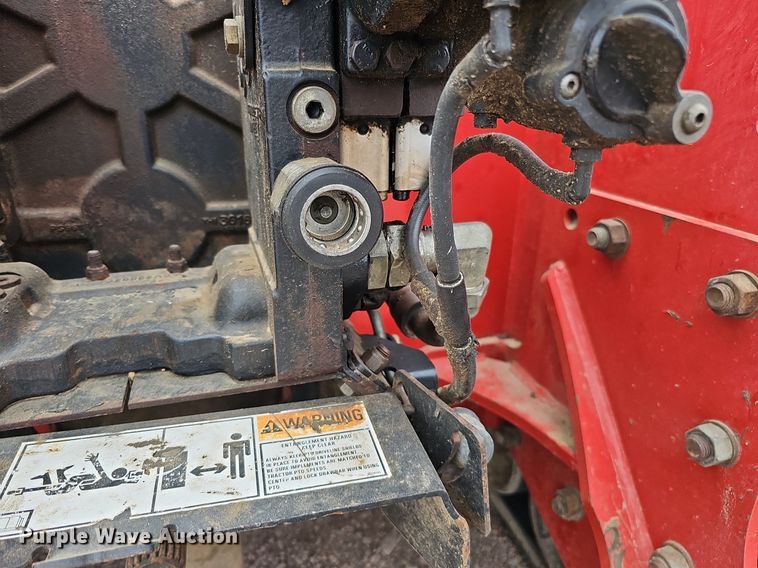 image for item DQ1148 2013 Case IH 550 Quadtrac  4WD tractor