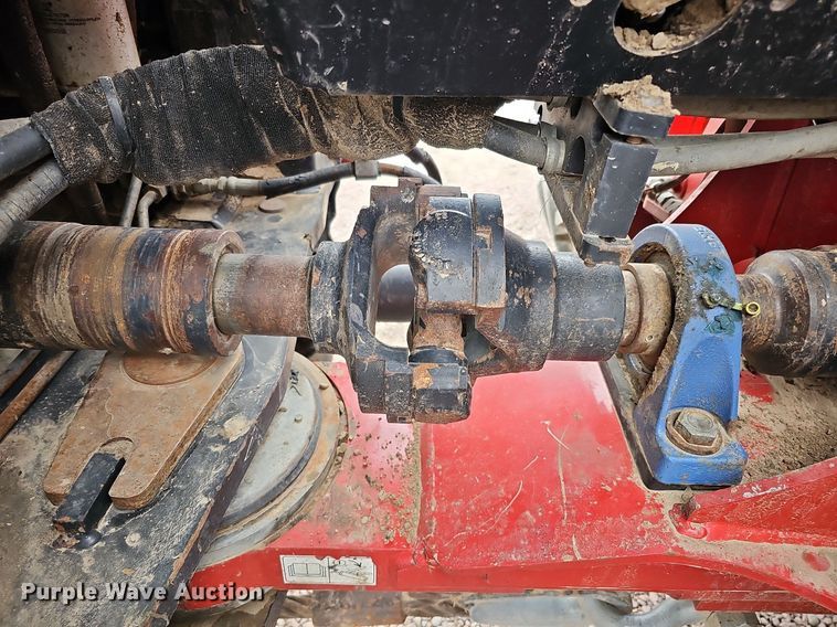 image for item DQ1148 2013 Case IH 550 Quadtrac  4WD tractor