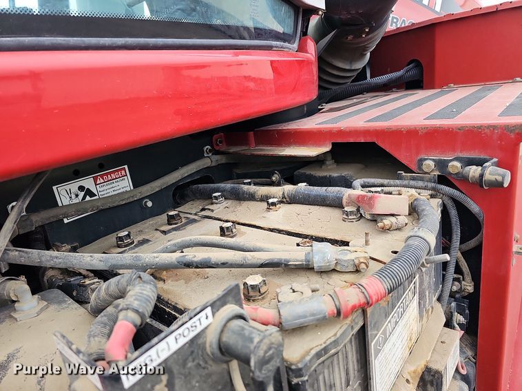 image for item DQ1148 2013 Case IH 550 Quadtrac  4WD tractor