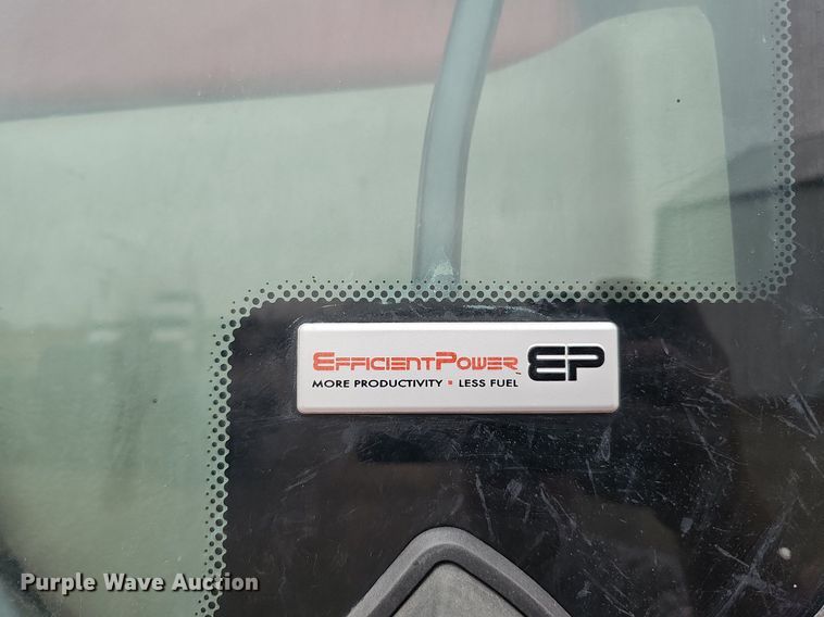 image for item DQ1148 2013 Case IH 550 Quadtrac  4WD tractor